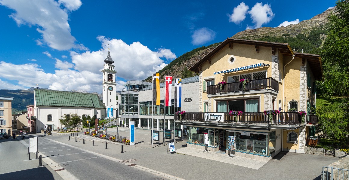 Ansicht Gebäude FOTO FLURY